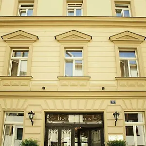 Otel Angelis ****