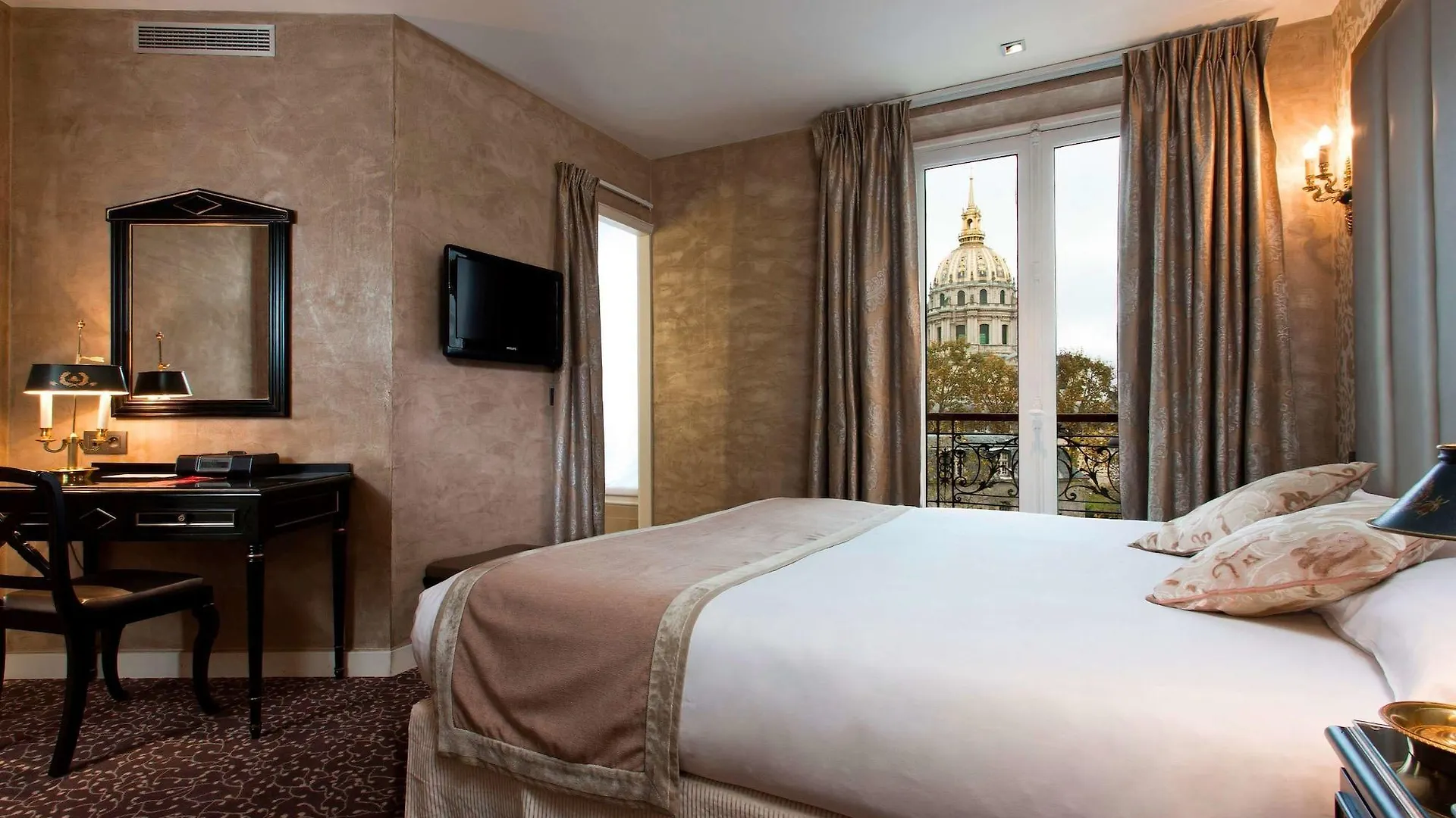 Hotel De L'Empereur By Malone Paris