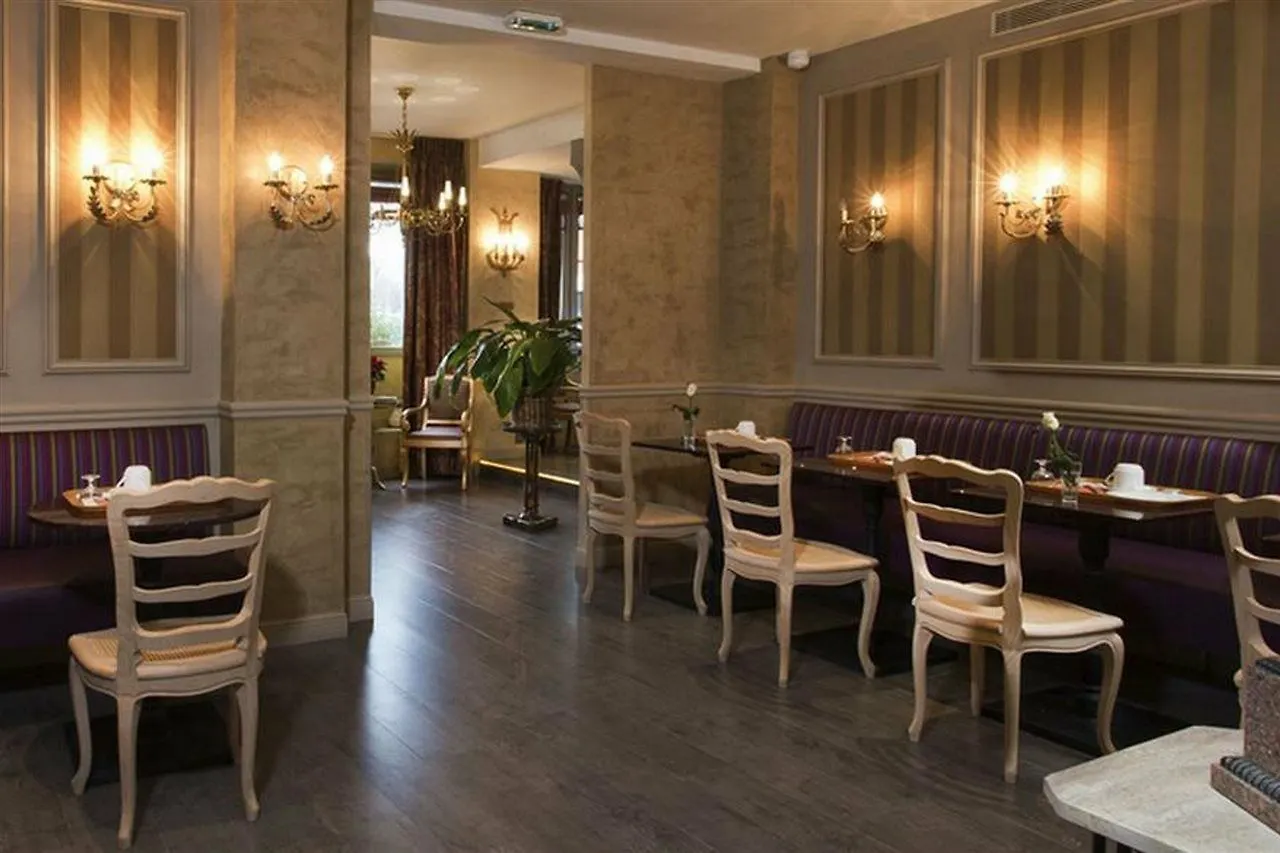 Hotel De L'Empereur By Malone Paris